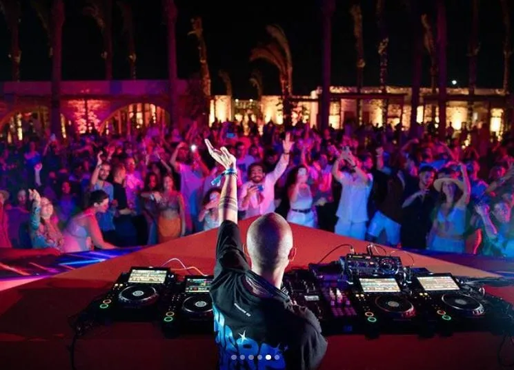 Sol-Beach-Bar-Hot-Spots-in-Sahel