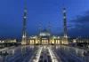 صورة لمسجد الفتاح العليم من الخارج لوصف مساجد لصلاة التراويح