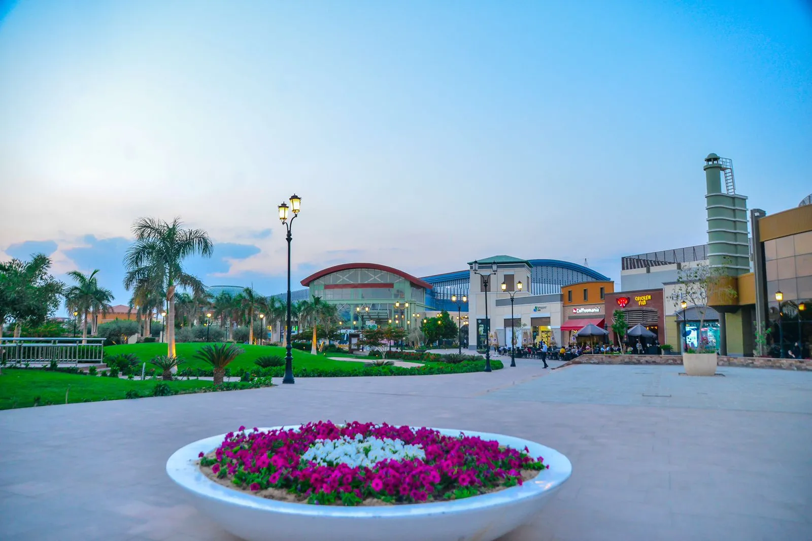 أوبن اير مول