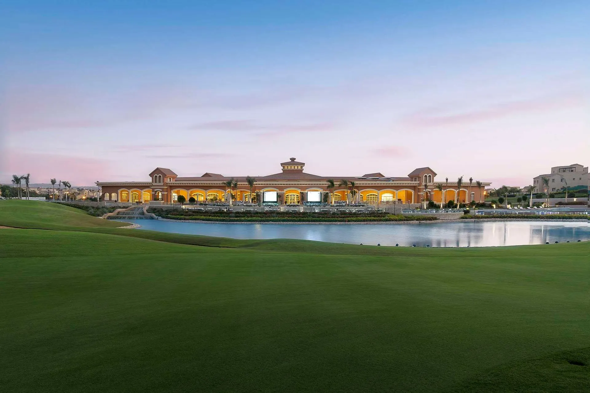 مدينتي جولف كلوب من أفضل أماكن الخروج في العيد 