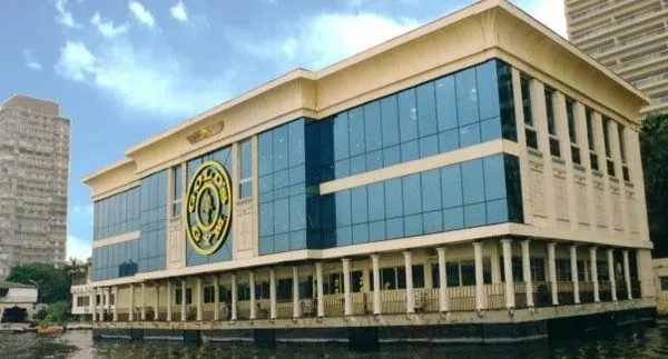 Gold's Gym