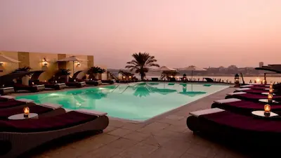 فندق هوليداي إن