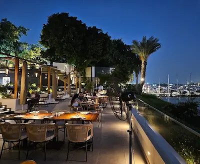 مطعم تينايا Tenaya