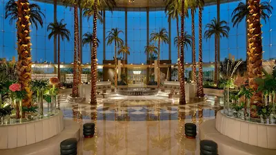 فندق والدورف أستوريا